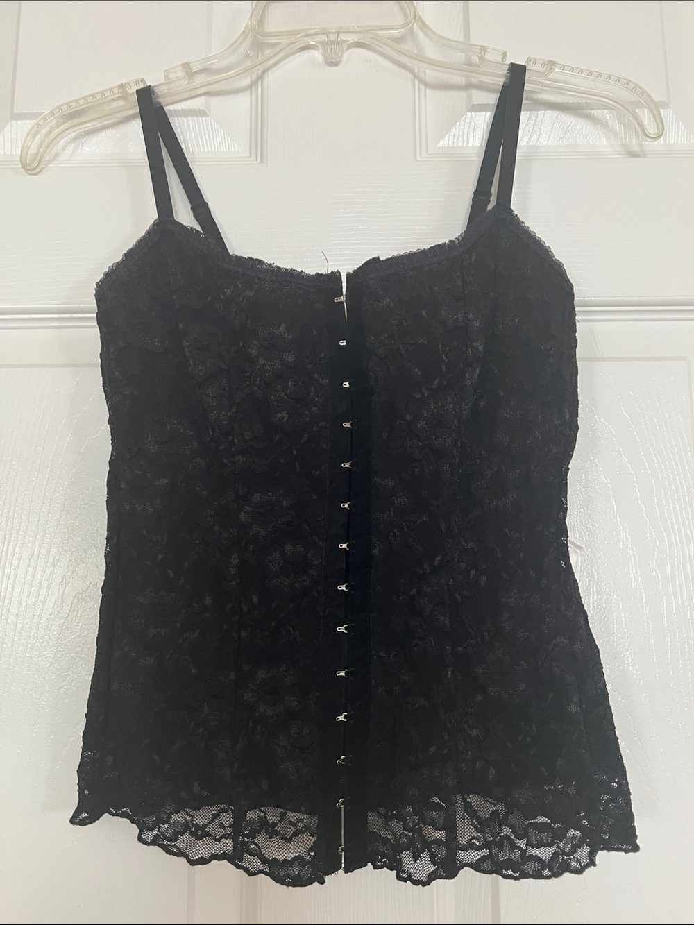 Forever 21 Black Lace Hook-and-Eye Closure Cami XS